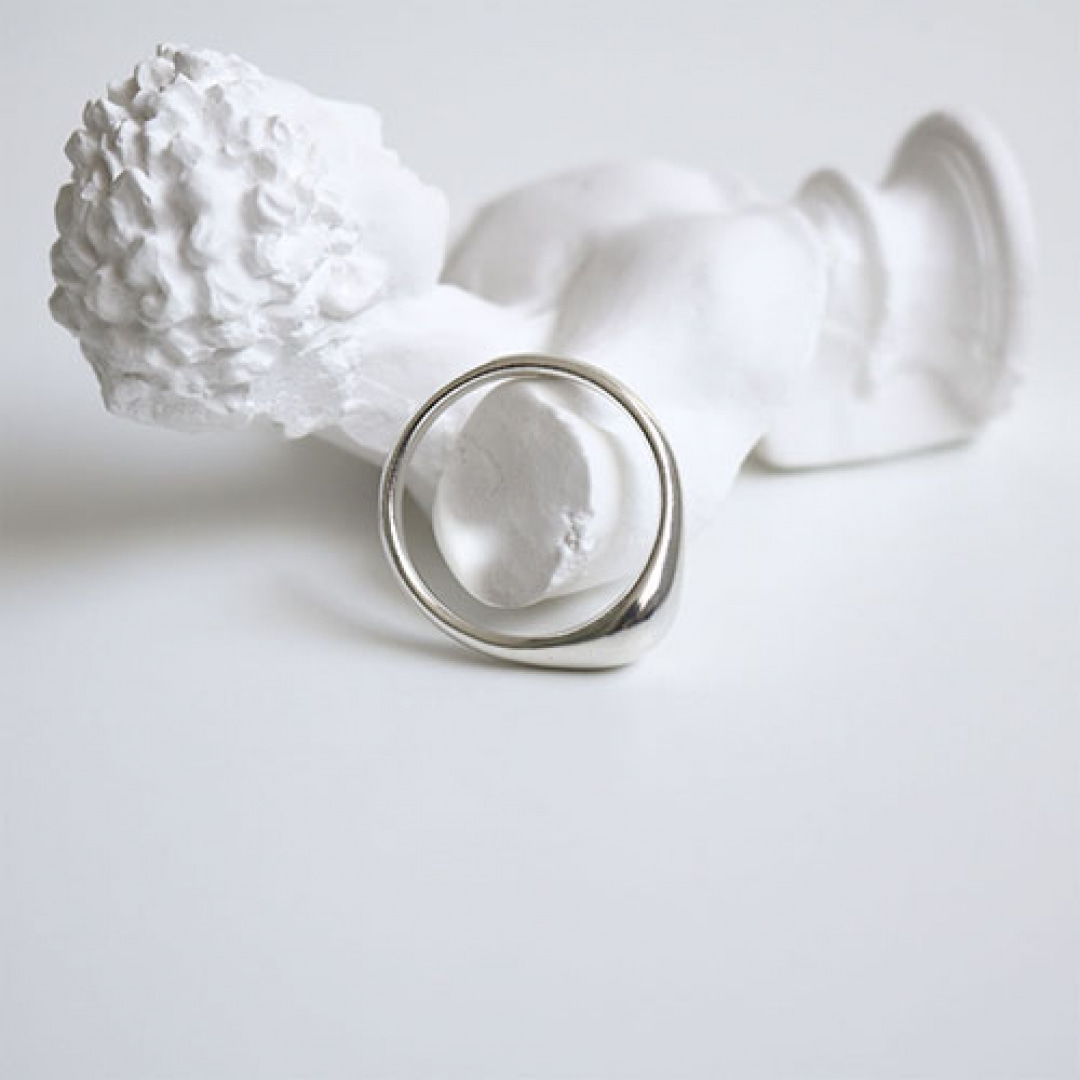 pointed dome ring