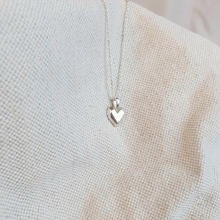 heart silver necklace. #1