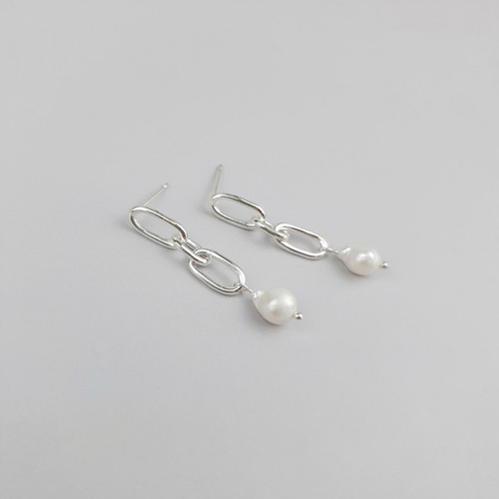 pearl&amp;silver chain earring. #1